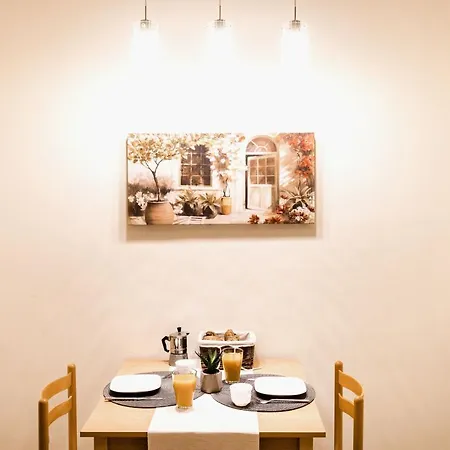 Apartment Downtown Charm With Balcony And Garden View Budapest